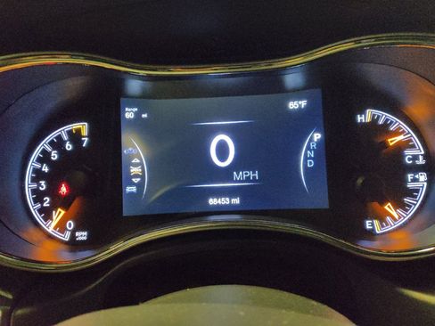 Used 2018 Jeep Grand Cherokee Altitude RWD image 23