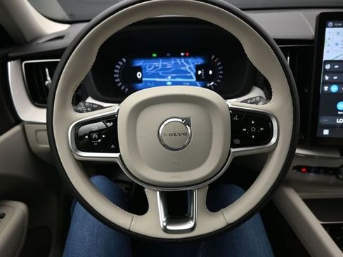 New 2026 Volvo XC60 B5 Ultra w/ Protection Package Premier image 24