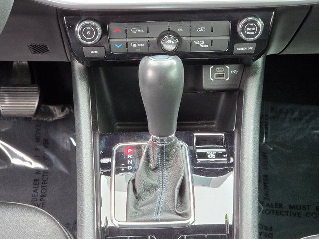 Used 2022 Jeep Compass Latitude FWD image 29