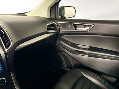 Used 2024 Ford Edge SEL image 34