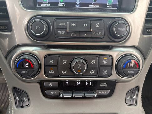Used 2020 Chevrolet Tahoe LT image 30