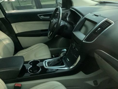 Used 2015 Ford Edge Titanium w/ Equipment Group 302A AWD/4WD image 19