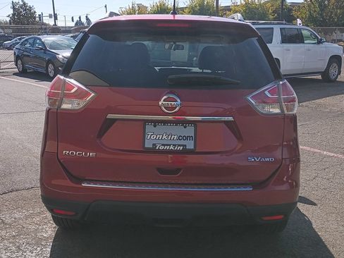 Used 2016 Nissan Rogue SV w/ SV Premium Package AWD/4WD image 5
