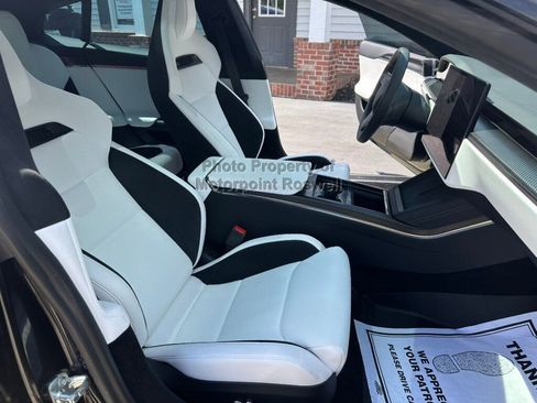 Used 2026 Tesla Model S Plaid AWD/4WD image 26
