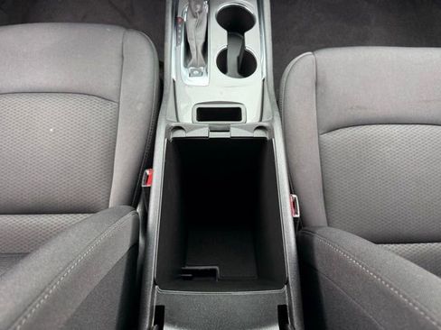 Used 2024 Chevrolet Malibu LT FWD image 28