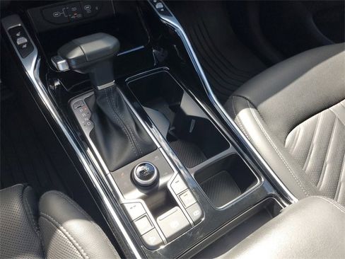 Used 2024 Kia Sorento SX Prestige image 26