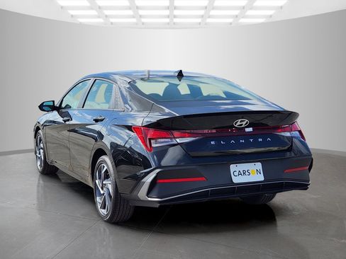 New 2025 Hyundai Elantra Sport image 5