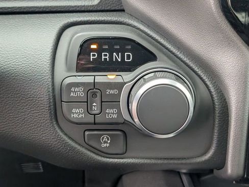 New 2026 RAM 1500 4x4 Crew Cab image 20