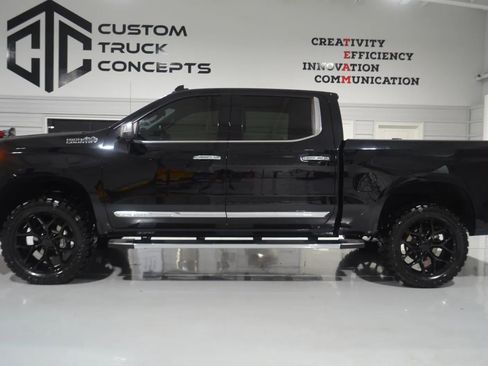 Used 2024 Chevrolet Silverado 1500 High Country image 4