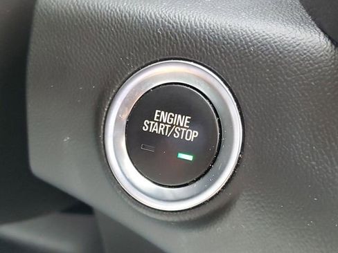 Certified 2022 GMC Terrain SLT image 18