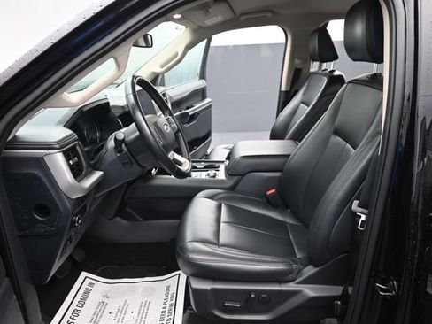 Used 2023 Ford Expedition XLT AWD/4WD image 15