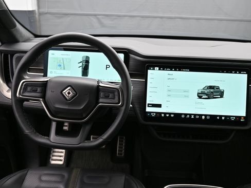 Used 2024 Rivian R1T Adventure AWD/4WD image 11