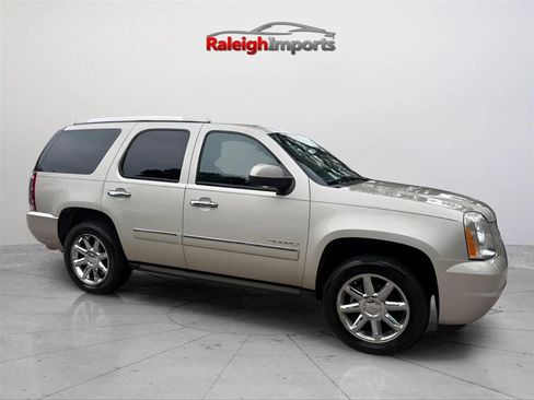 Used 2013 GMC Yukon Denali RWD image 6