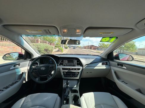 Used 2016 Hyundai Sonata SE image 13