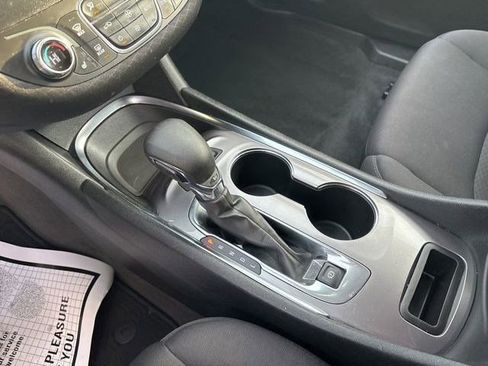 Used 2024 Chevrolet Malibu LT image 27