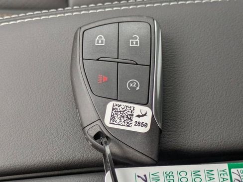 New 2026 Buick Envision Sport Touring AWD/4WD image 33