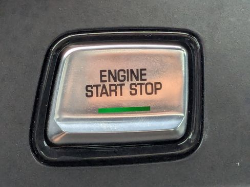 Used 2019 Chevrolet Corvette Stingray Coupe image 29