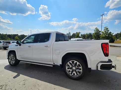 Used 2026 GMC Sierra 1500 Denali w/ Denali Reserve Package AWD/4WD image 5