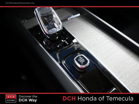 Used 2024 Volvo V60 B5 Cross Country Ultimate image 16