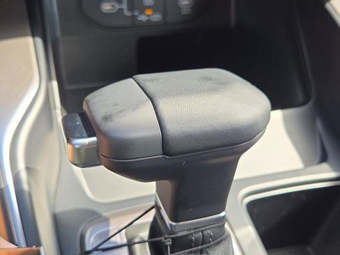 New 2026 Kia Sorento LX FWD image 22