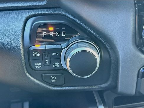Used 2022 RAM 1500 Big Horn AWD/4WD image 17