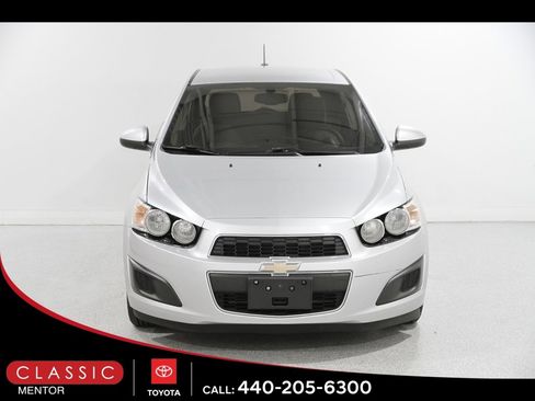 Used 2016 Chevrolet Sonic LS image 2