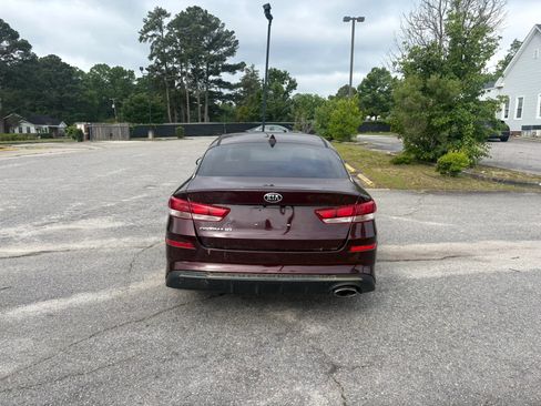 Used 2020 Kia Optima LX FWD image 5