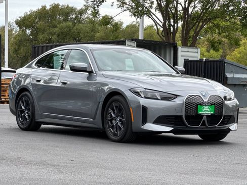 Used 2025 BMW i4 eDrive40 RWD image 8