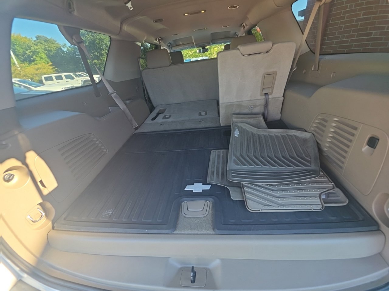Used 2016 Chevrolet Suburban LS w/ Max Trailering Package RWD image 21