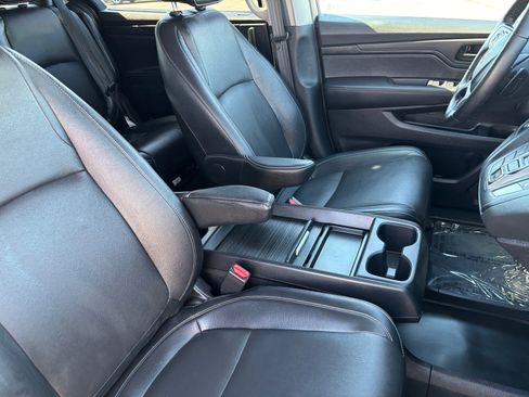 Used 2024 Honda Odyssey EX-L image 15