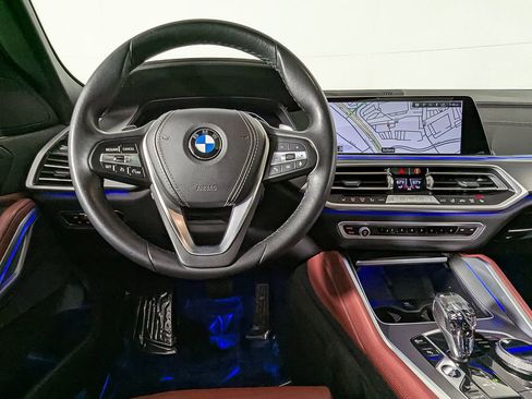 Used 2022 BMW X6 xDrive40i w/ Premium Package image 19