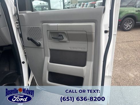 Used 2011 Ford E-350 and Econoline 350 Super Duty w/ Payload Pkg RWD image 23
