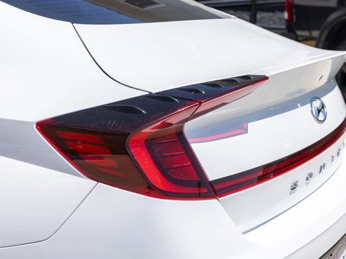 Used 2020 Hyundai Sonata SEL w/ Cargo Package FWD image 16