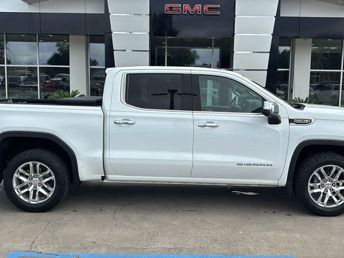 Used 2020 GMC Sierra 1500 SLT w/ SLT Premium Plus Package AWD/4WD image 9