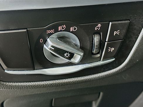 Used 2023 BMW X3 sDrive30i w/ Convenience Package image 17