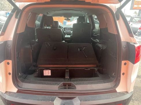 Used 2019 GMC Acadia SLT image 7
