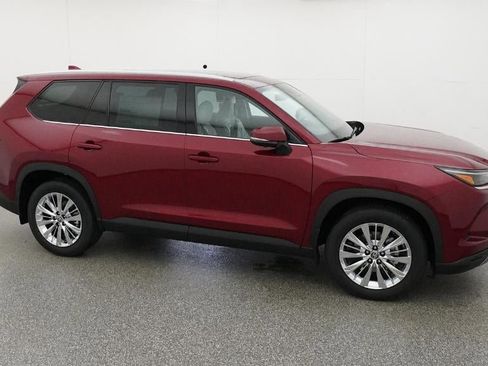 New 2026 Toyota Grand Highlander Platinum image 12