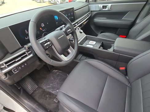 New 2026 Hyundai Santa Fe SEL w/ Tow & Go Package FWD image 17