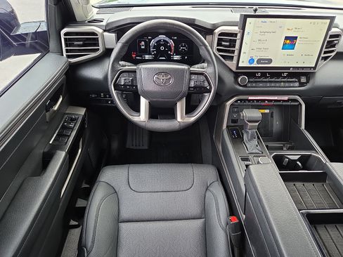Used 2024 Toyota Tundra Limited AWD/4WD image 11
