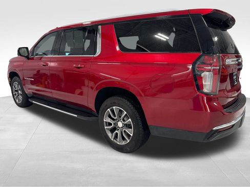 Used 2022 Chevrolet Suburban LT w/ Luxury Package AWD/4WD image 53