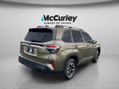 New 2026 Subaru Forester Premium image 3