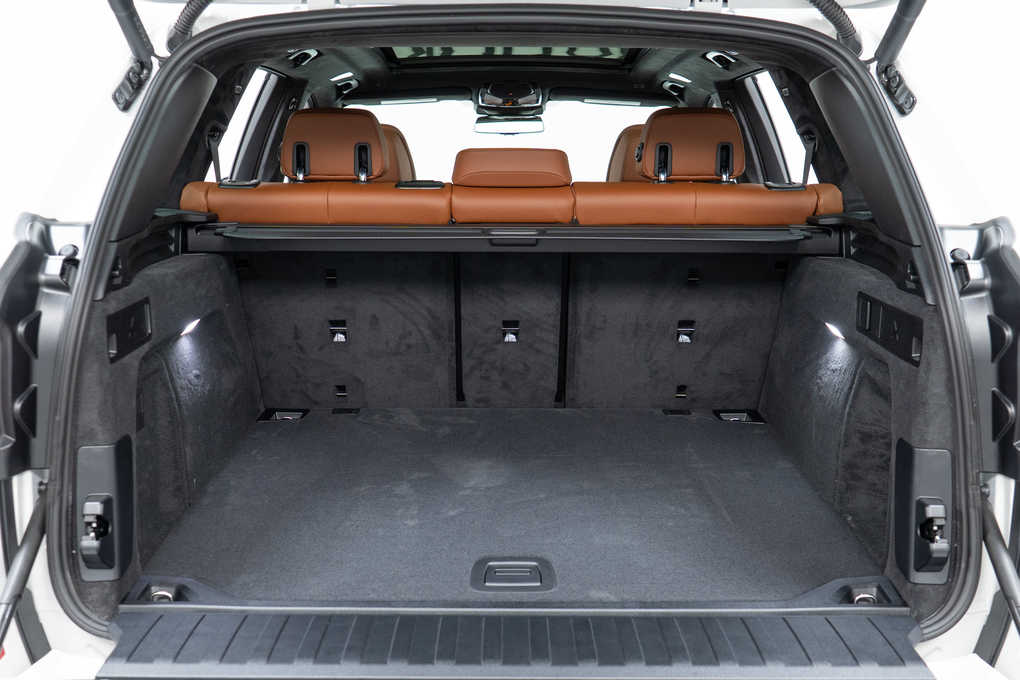 New 2026 BMW X5 M60i AWD/4WD image 10