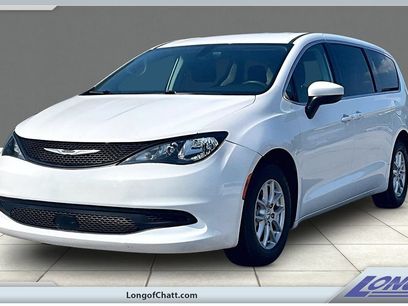 Used 2022 Chrysler Voyager LX
