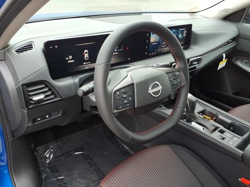 New 2026 Nissan Sentra SR w/ SR All Weather Package FWD image 18