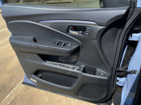 Used 2023 Honda Ridgeline RTL-E image 27