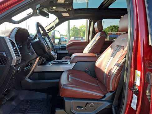 Certified 2019 Ford F250 Platinum w/ Platinum Ultimate Package AWD/4WD image 12