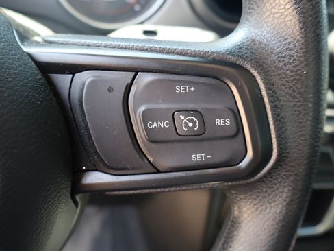 Used 2021 Jeep Wrangler Sport AWD/4WD image 16