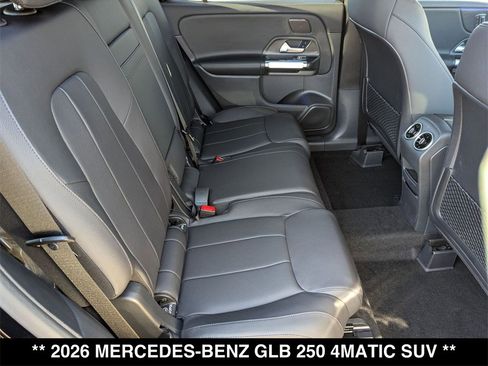 New 2026 Mercedes-Benz GLB 250 4MATIC image 18