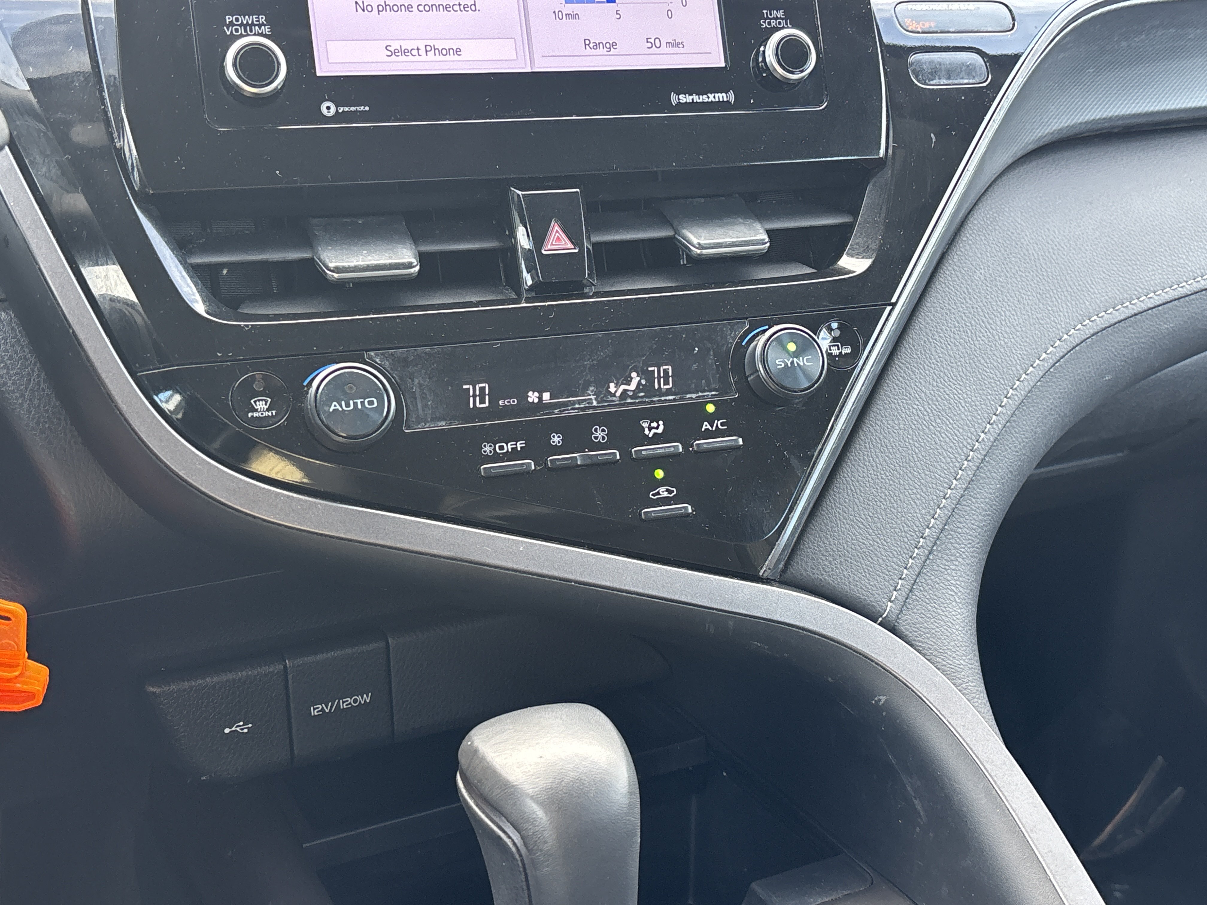 Used 2024 Toyota Camry SE FWD image 21