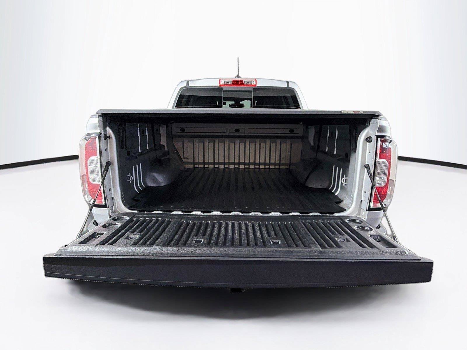 Used 2018 GMC Canyon All Terrain w/ Trailering Package AWD/4WD image 14